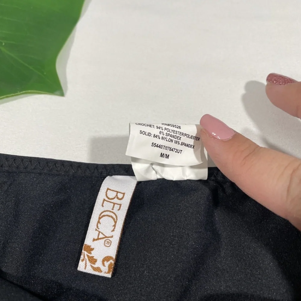 NEW Becca‎ [ Medium ] Reveal Hipster Bikini Bottoms in Black/White